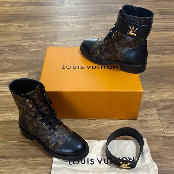 Louis Vuitton Shoes - Wonderland Flat Ranger